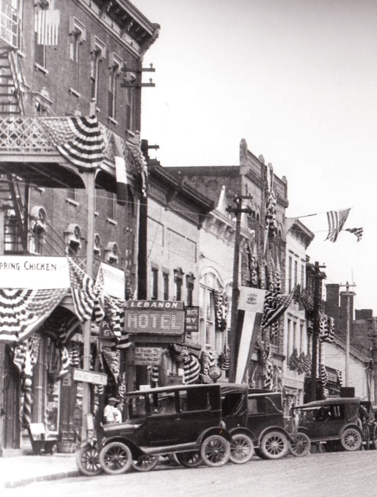 The Lebanon Hotel (now the Golden Lamb) is at the left of this photograph taken in the 1920s. The restaurant advertises "spring chicken" on the sign. 
Photo courtesy of the Warren County Historical Society